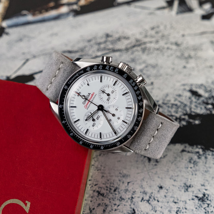 Omega Speedmaster White Dial Strap Guide